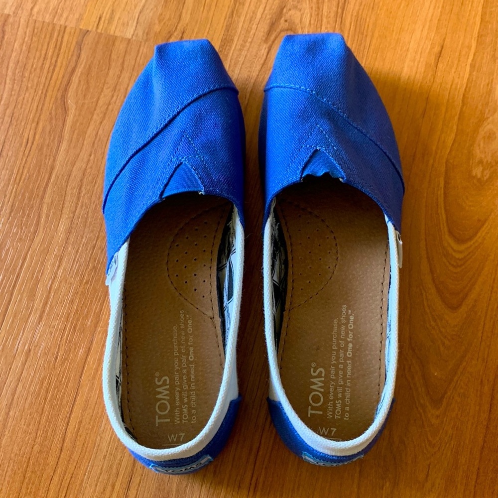 TOMS Shoes